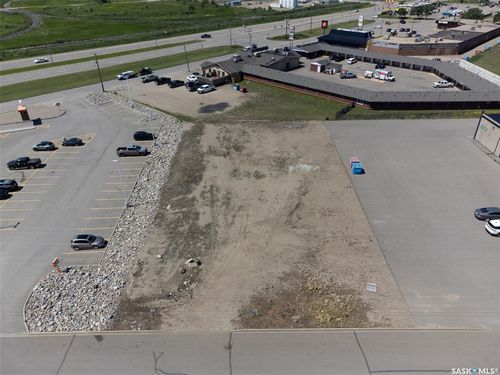 301 114th St, North Battleford, SK, S9A2M4 | Card Image