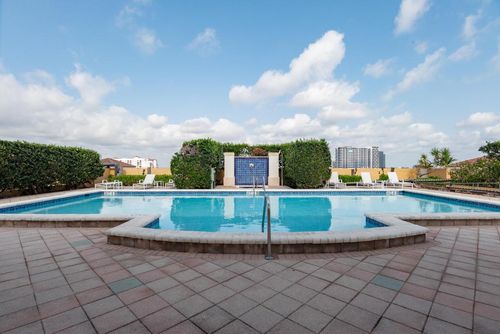 207-403 S Sapodilla Ave, West Palm Beach, FL, 33401-5765 | Card Image