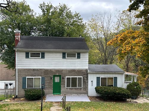 411 Woodland Rd, N Versailles, PA, 15137-2047 | Card Image