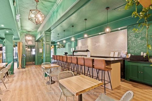 {{alt}} | Card Image