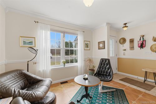 64 Tee Ln, Red Hook, NY, 12571-2445 | Card Image