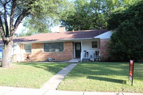 612 Ranier Cir, Garland, TX, 75041-3316 | Card Image