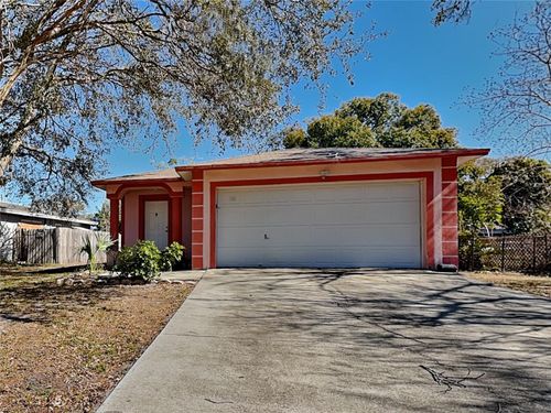 105 Melody Ln, LARGO, FL, 33771-2632 | Card Image