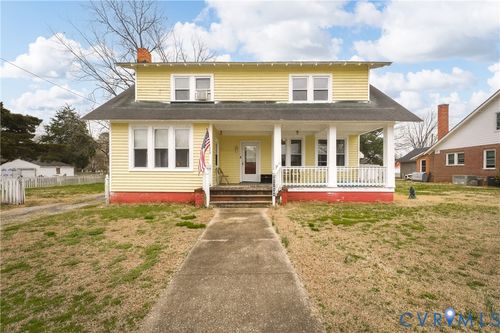 18194 S Railroad Ave, Boykins, VA, 23827-2663 | Card Image