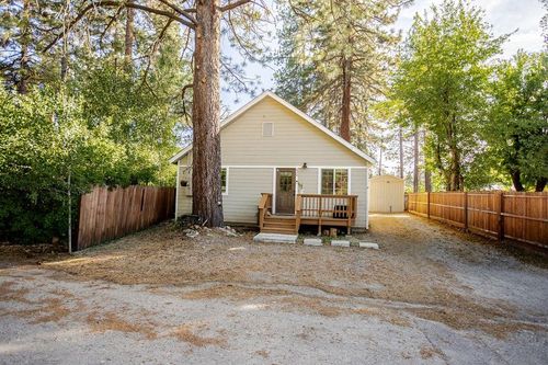 418 Utah St, Portola, CA, 96122-9515 | Card Image