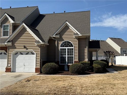 909 Hunley Dr, Virginia Beach, VA, 23462-5272 | Card Image