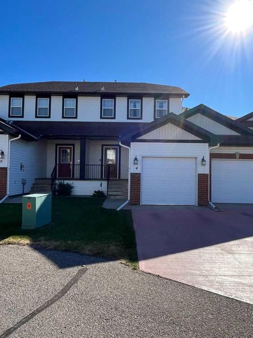 4-295 Blackfoot Rd W, Lethbridge, AB, T1K8A6 | Card Image