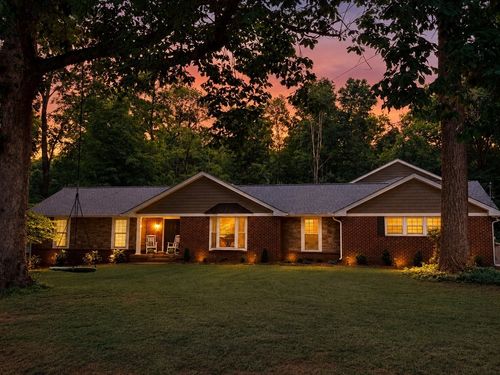118 Millbrook Rd, Hendersonville, TN, 37075-5513 | Card Image