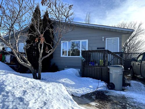 9241 95 Ave, Grande Prairie, AB, T8V6A3 | Card Image