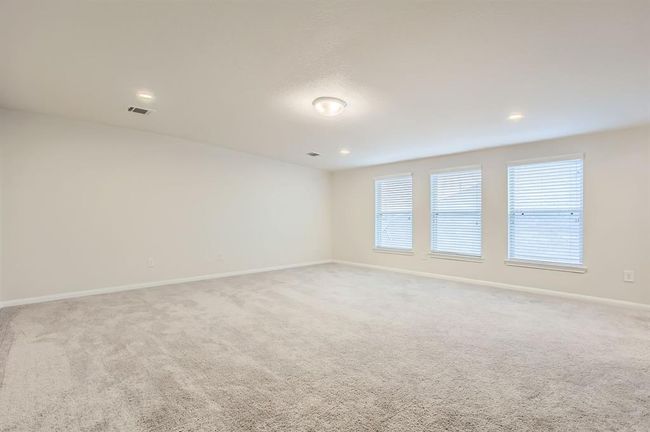 Floor 2 - Game Room | Image 29