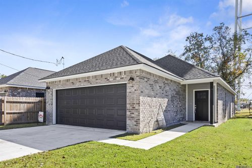 3250 Jackson St, Baker, LA, 70714-2830 | Card Image