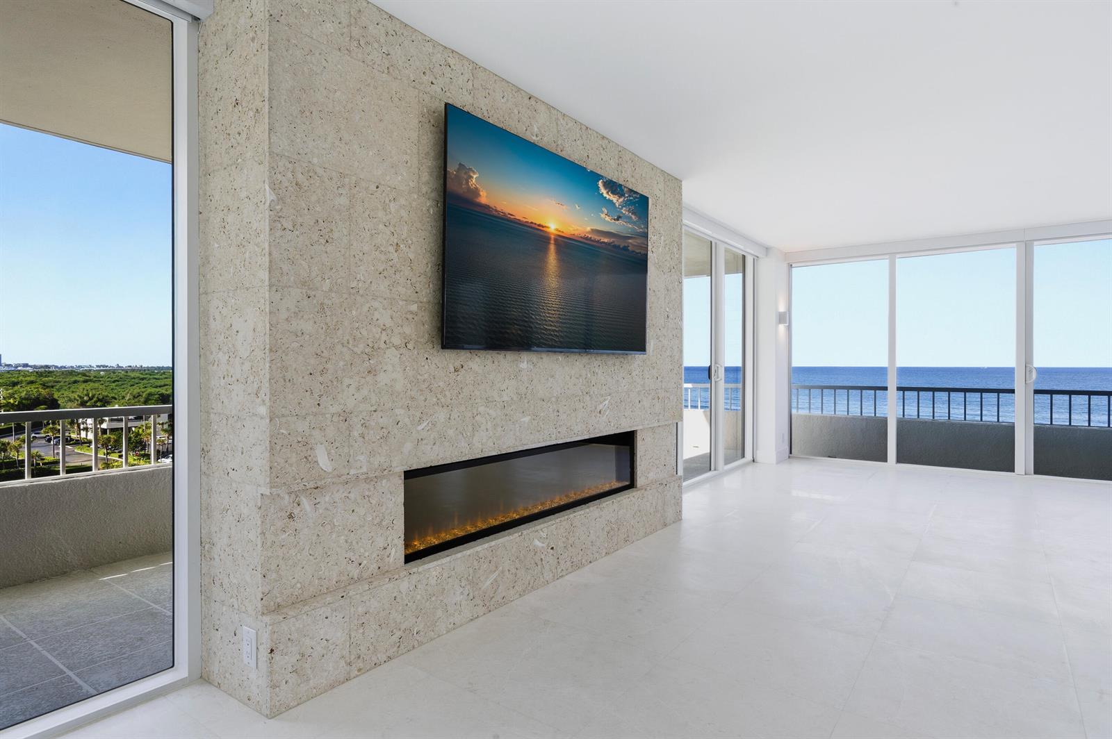 Residential in Singer Island 3