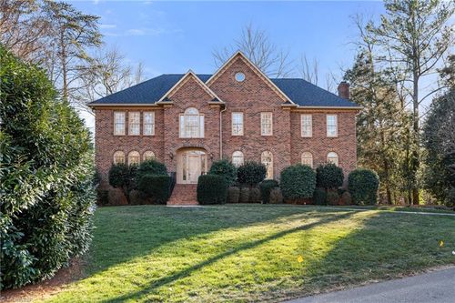 2800 Fieldwood Ct, Winston-Salem, NC, 27106-5865 | Card Image