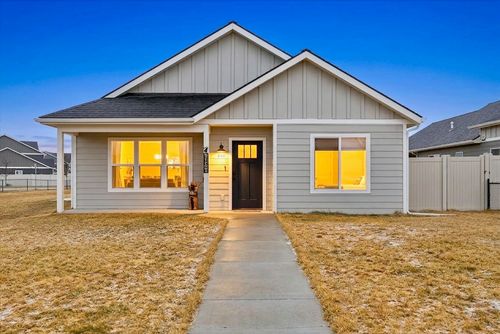 840 Mountain Vista Way, Kalispell, MT, 59901-9136 | Card Image