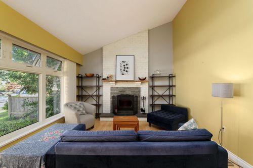 1206 Secret Crt, Coquitlam, BC, V3B5S6 | Card Image