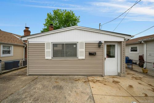 a-31 Edgewater Park, Bronx, NY, 10465 | Card Image