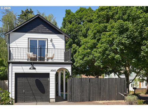 4945 Se Ogden St, Portland, OR, 97206-8353 | Card Image