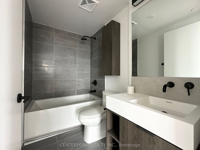 3313 - 108 Peter St, Condo with 3 bedrooms, 2 bathrooms and null parking in Toronto ON | Image 15