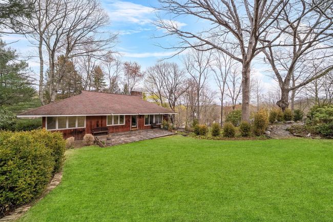 Rear view of property. | Image 31