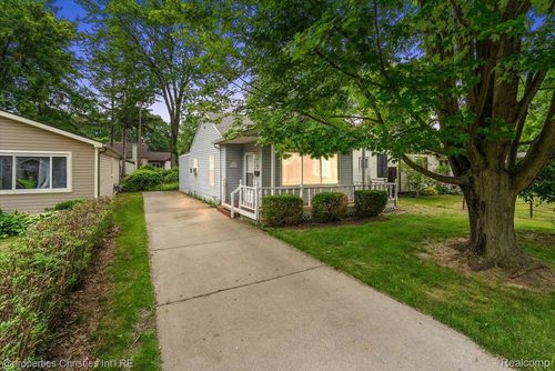 27428 Townley St, Madison Heights, MI, 48071-3381 | Card Image
