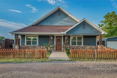 302 N Front St E, Savoy, TX, 75479-2019 | Card Image