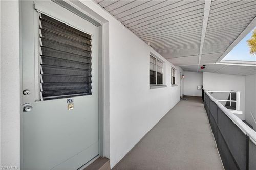 apt-212-708 Victoria Dr, CAPE CORAL, FL, 33904-9509 | Card Image