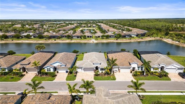 28041 Captiva Shell Loop, House other with 3 bedrooms, 4 bathrooms and null parking in BONITA SPRINGS FL | Image 25