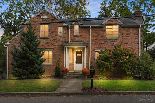 925 Glenwood Pl, Cincinnati, OH, 45229 | Card Image