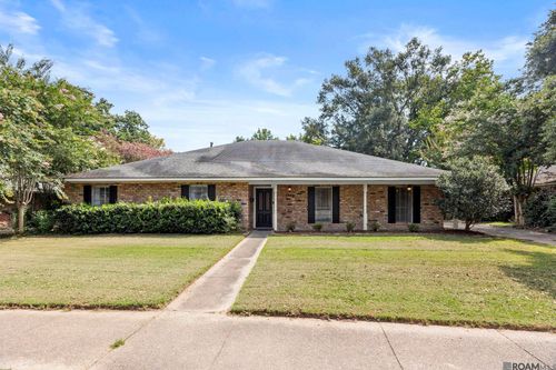 1369 Crescent Dr, Baton Rouge, LA, 70806-8612 | Card Image