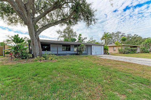 3307 20th Ave W, BRADENTON, FL, 34205-3127 | Card Image