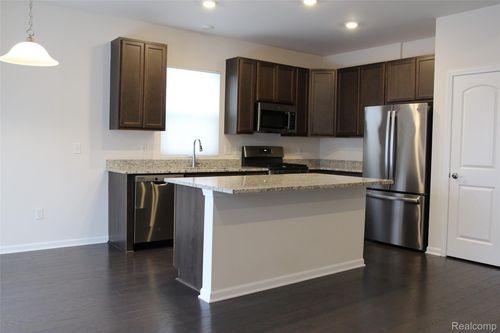 8270 Carston Ln, Brighton, MI, 48116-6803 | Card Image