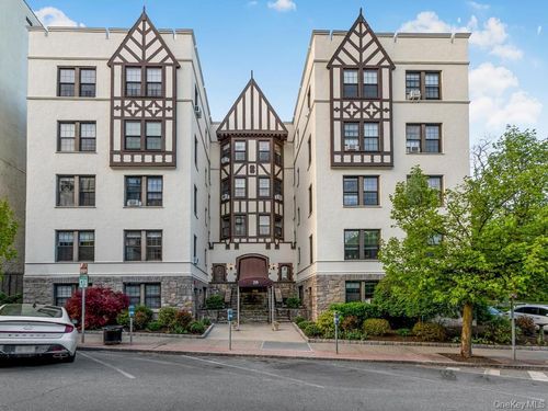 f-26 Pondfield Rd W, Yonkers, NY, 10708-2627 | Card Image