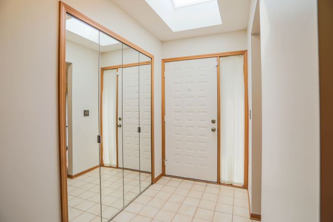 16539 Sarjay Dr, Condo with 2 bedrooms, 2 bathrooms and null parking in Clinton Twp MI | Image 9