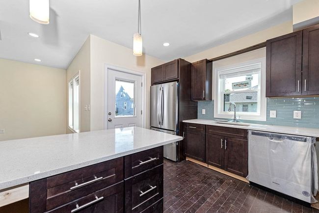 2 - 73 Lexington St., House attached with 6 bedrooms, 7 bathrooms and 4 parking in Waltham MA | Image 7