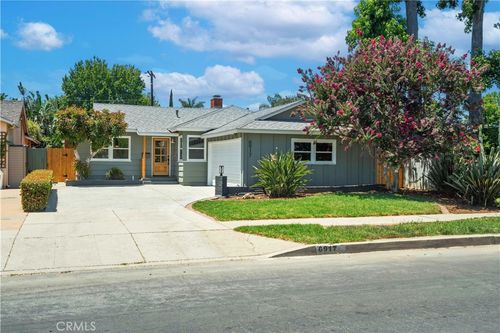 6917 Mammoth Ave, Van Nuys, CA, 91405-4155 | Card Image