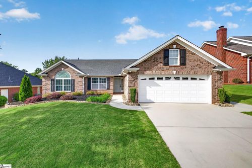 11 Cedarcrest Ct, Simpsonville, SC, 29680-7413 | Card Image