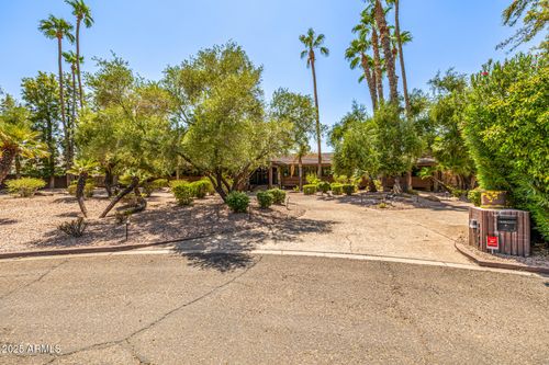 8424 N Golf Dr, Paradise Valley, AZ, 85253-2721 | Card Image