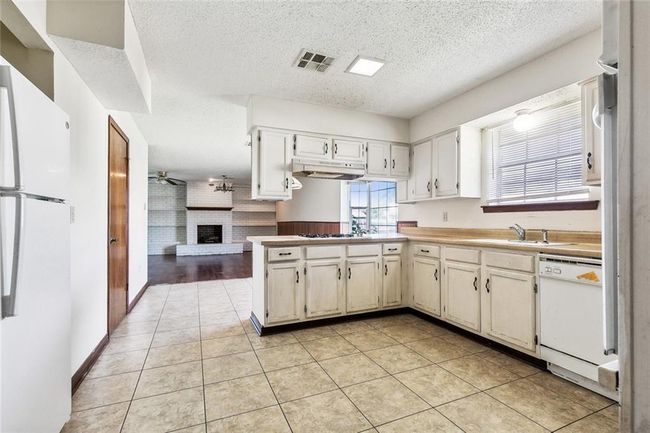4241 Beaune Dr, House other with 3 bedrooms, 2 bathrooms and null parking in Kenner LA | Image 8
