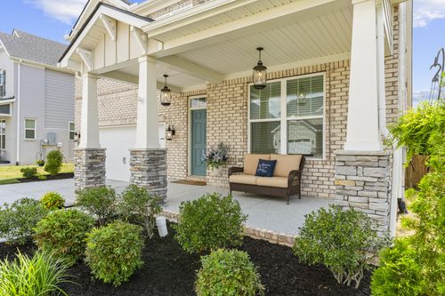 413 Mabels Way, Mount Juliet, TN, 37122-6611 | Card Image