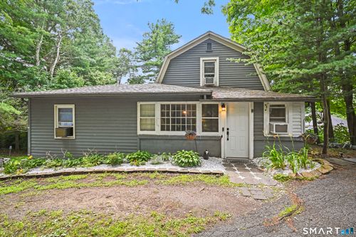 161 Chestnut Grove Rd, Watertown, CT, 06795-1901 | Card Image