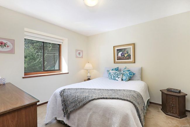 SECONDARY BEDROOM | Image 22