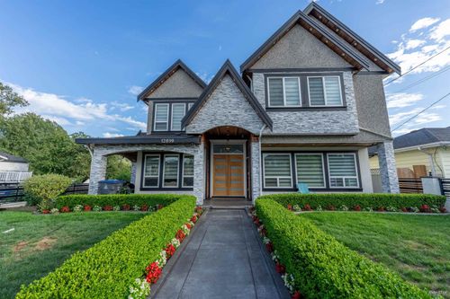 12890 92a Ave, Surrey, BC, V3V1J8 | Card Image