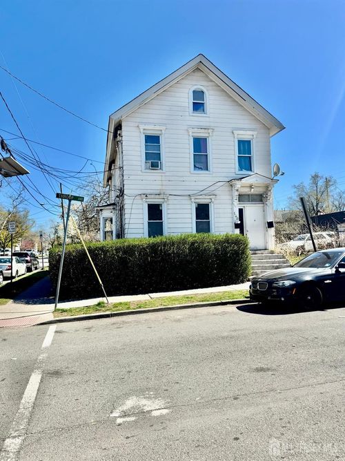 168 Throop Avenue, New Brunswick, NJ, 08901 | Card Image