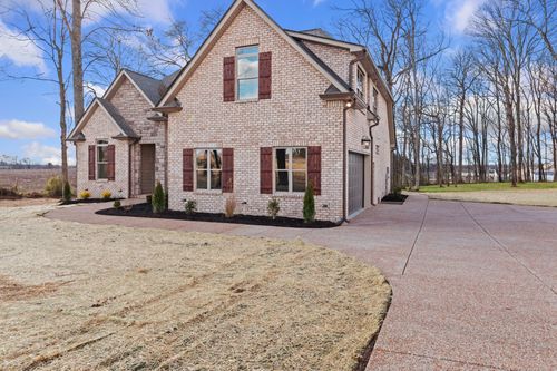 529 Greenfield Ln, Castalian Springs, TN, 37031-4742 | Card Image