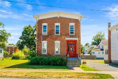 117 W Walnut St, Oneida, NY, 13421-2224 | Card Image