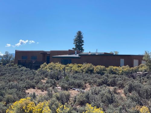 3 Llama, El Prado, NM, 87529 | Card Image