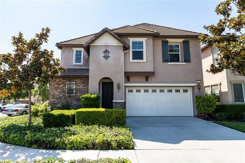 7679 Daphne St, Chino, CA, 91708-9246 | Card Image