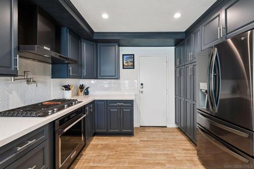 6574 Corte Cisco, Carlsbad, CA, 92009 | Card Image