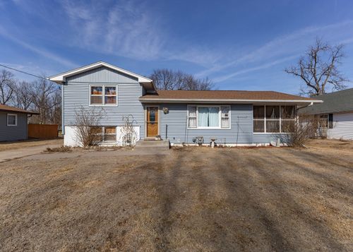 1608 3rd St, Camanche, IA, 52730-2018 | Card Image