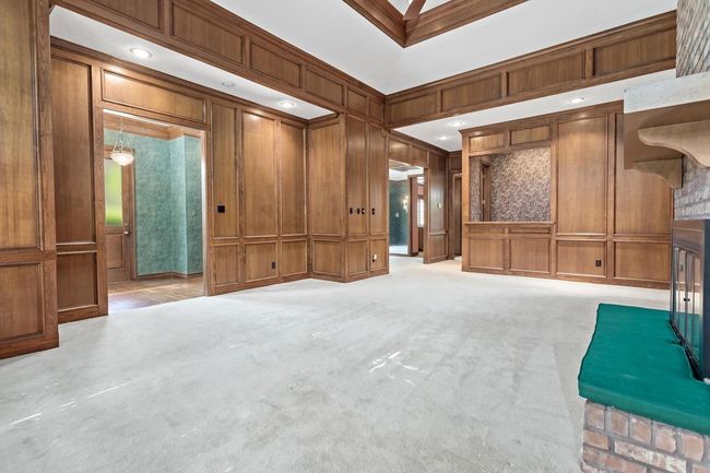 27 Bellchase Gardens Dr, House other with 2 bedrooms, 3 bathrooms and null parking in Beaumont TX | Image 6